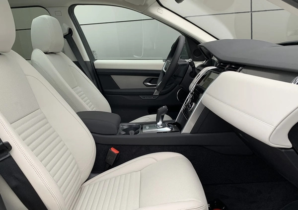 Land Rover Discovery Sport cena 249900 przebieg: 4000, rok produkcji 2023 z Uniejów małe 172